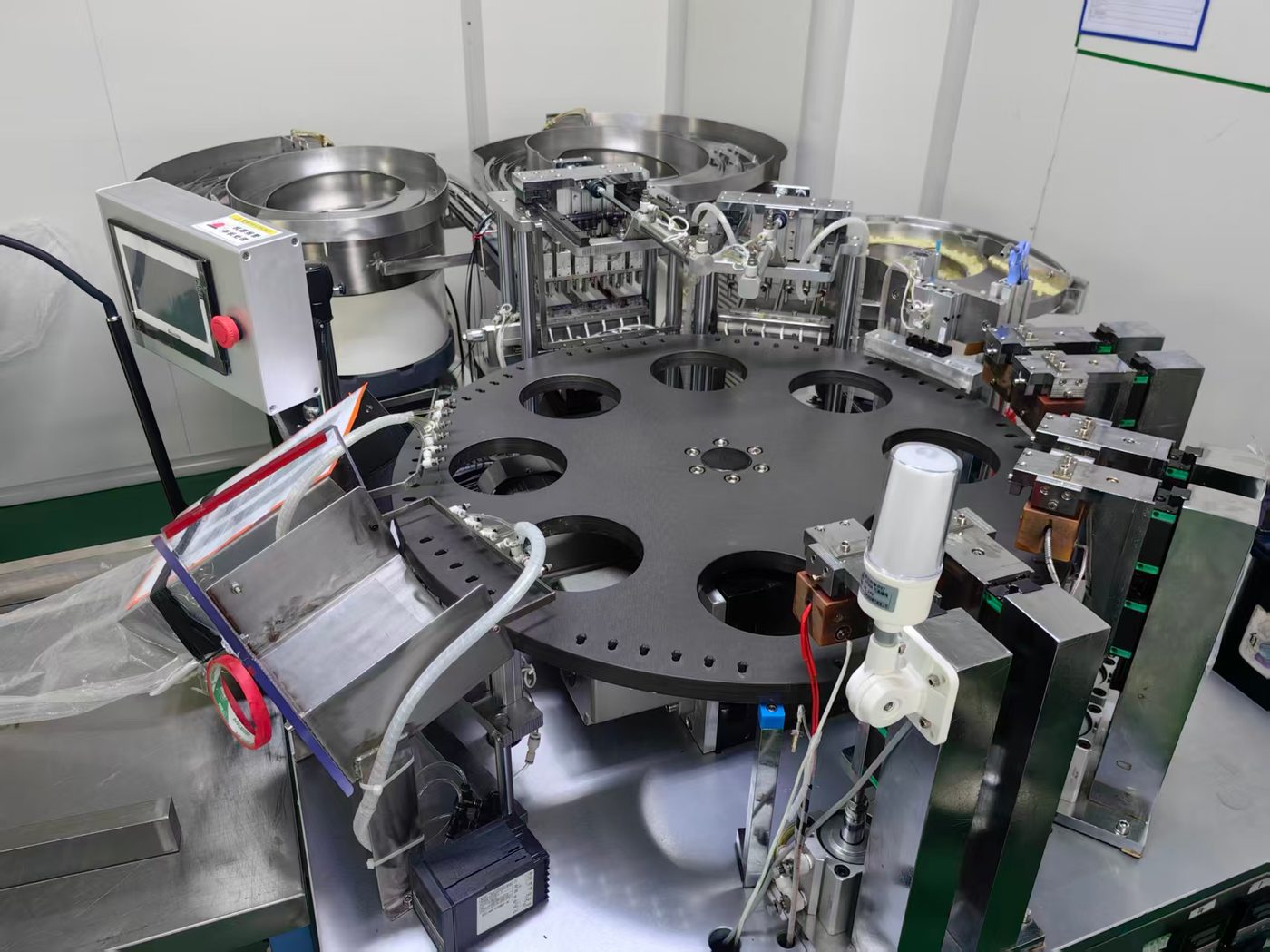BQ Plus Medical injection site automatic assembly equipment