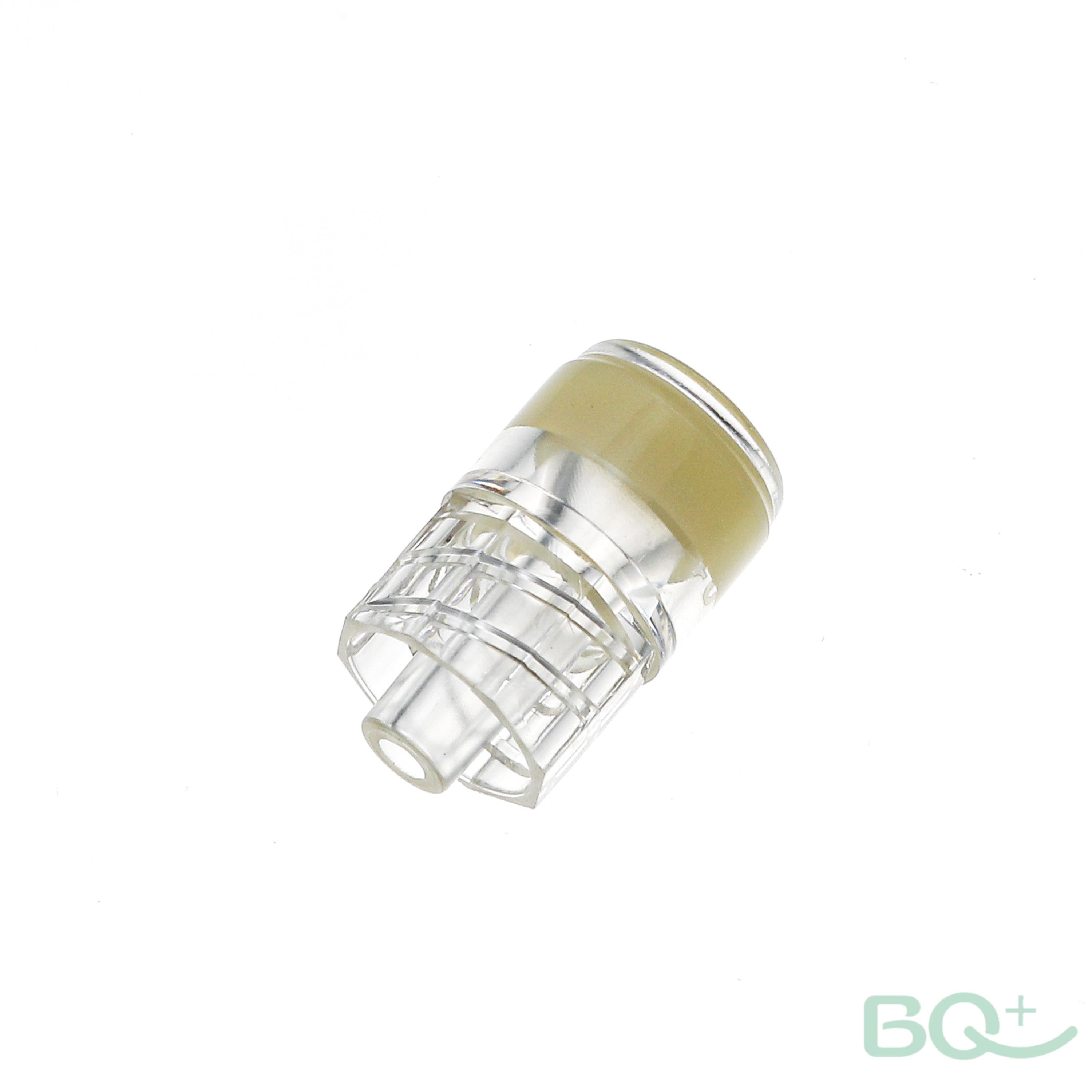 STY09-IR male-luer injection site, single-product white-background photograph